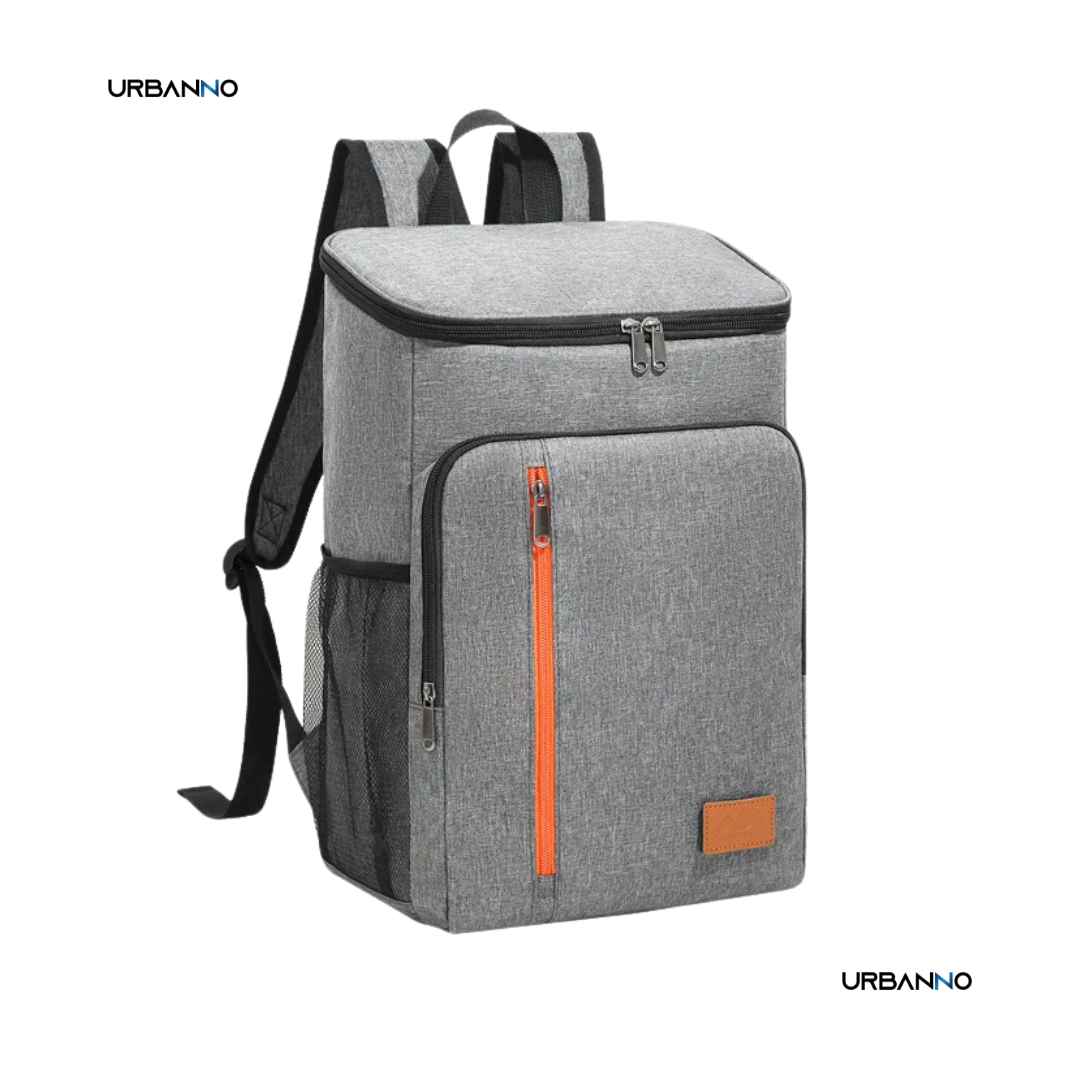 Bolsa térmica para bebidas cinza com zíper laranja e alças pretas, fundo branco. Urbanno.