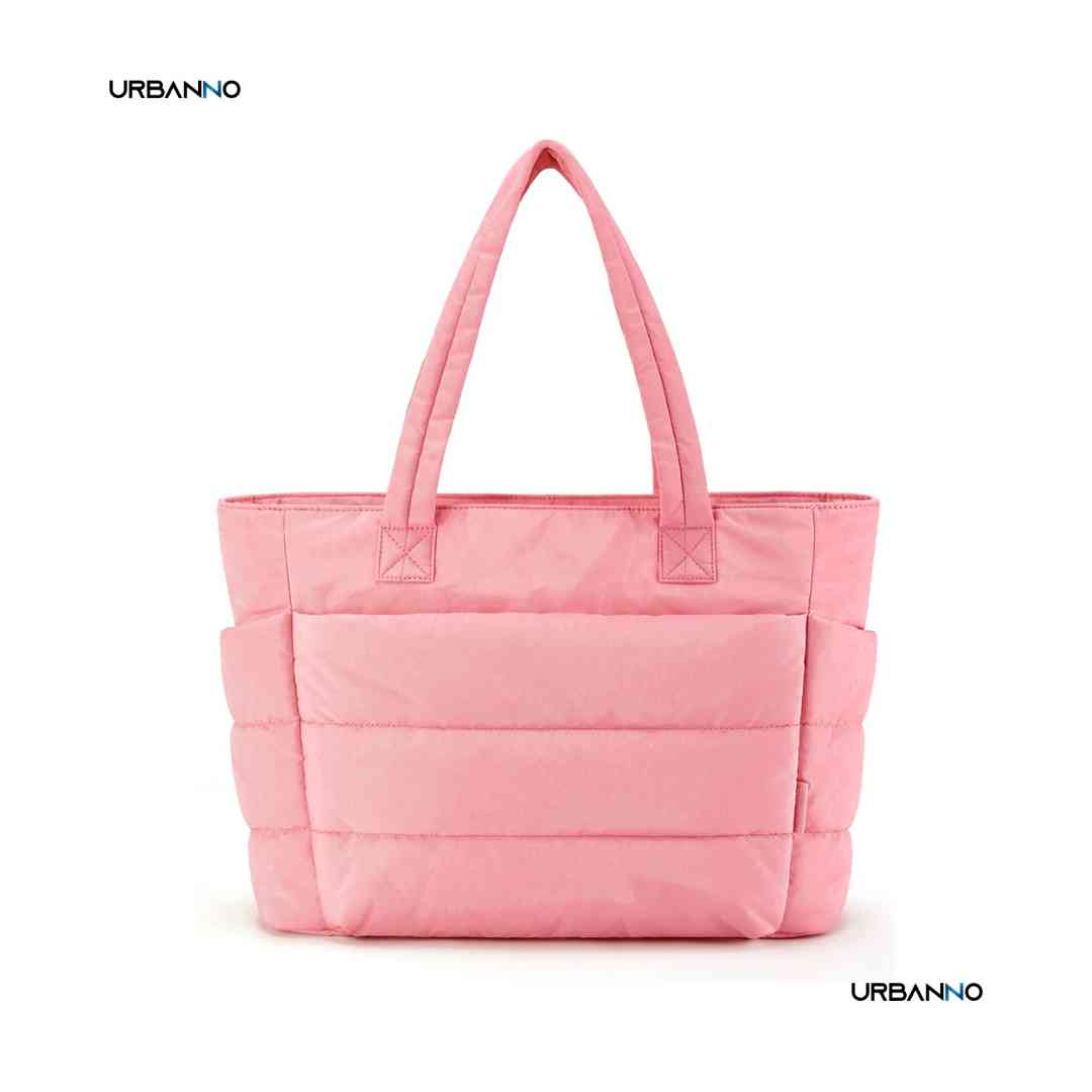 categoria de Bolsa Tote feminina rosa claro acolchoada com alças duplas e bolsos laterais, logotipo Urbanno.