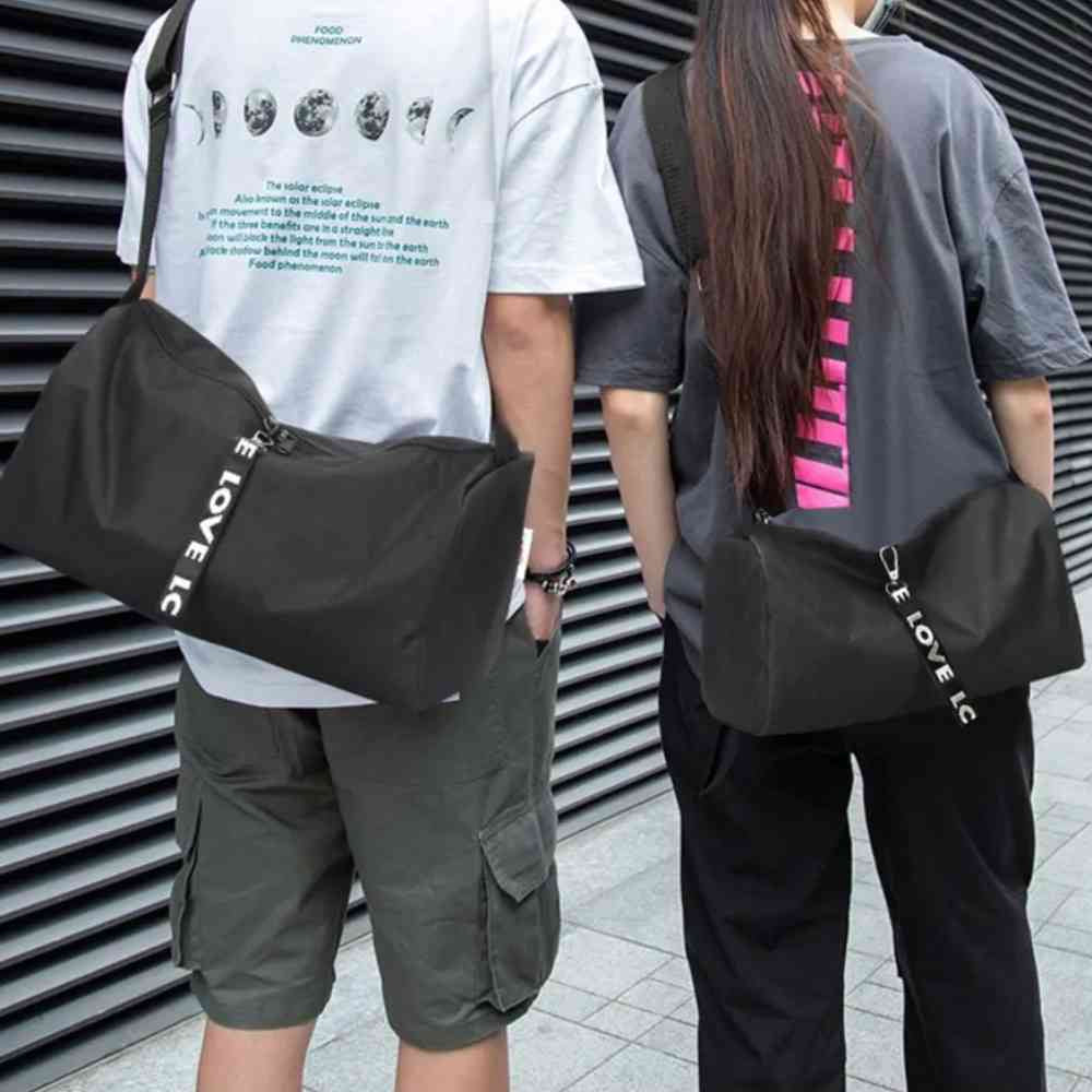 Bolsa-de-Academia-Feminina-Pequena-Ultraleve-Preta-da-loja-urbanno-0003