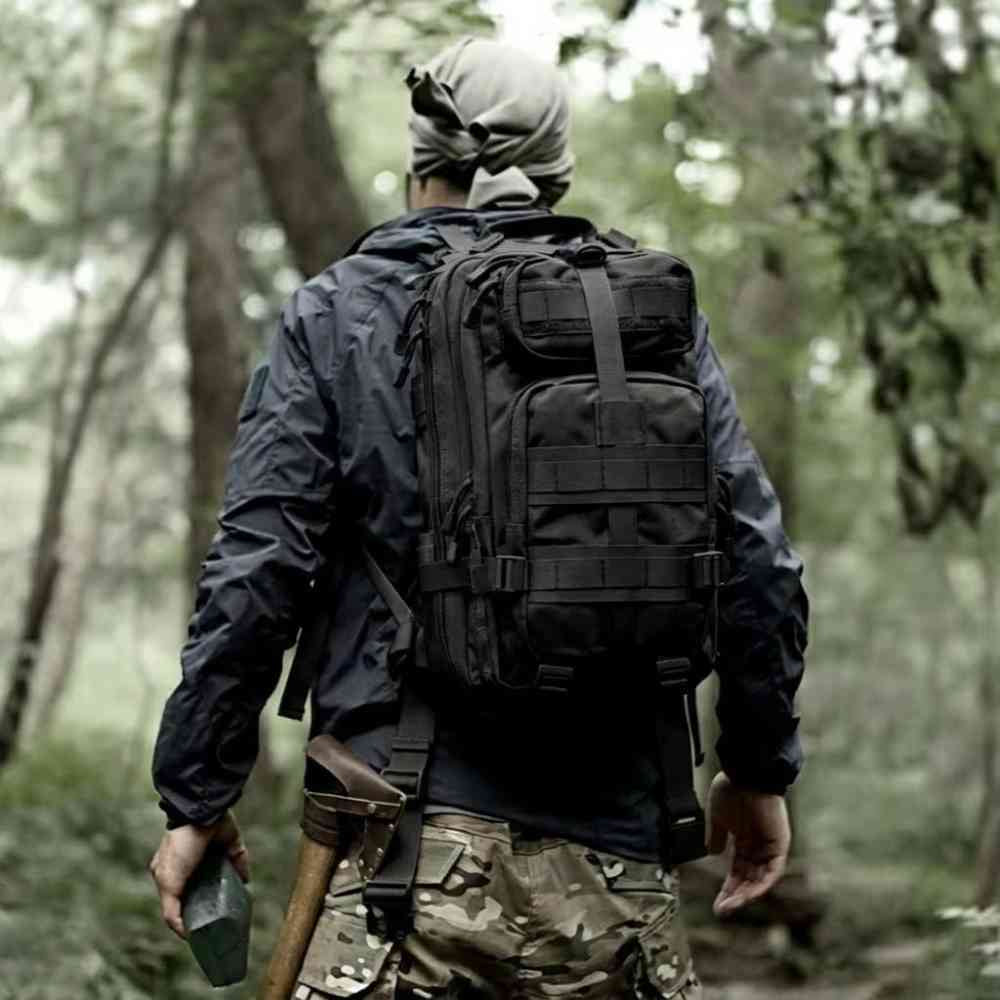 Mochila Militar Tática Impermeável 25L para Dia a Dia e Trabalho Preto da loja urbanno 0002