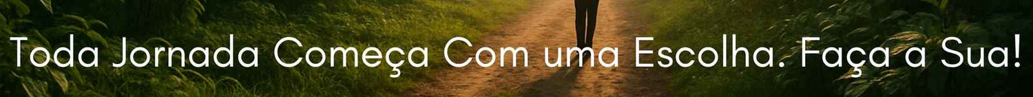 Banner: Toda jornada começa com uma escolha. Faça a Sua! Pessoa caminhando em trilha na floresta. Urbanno.