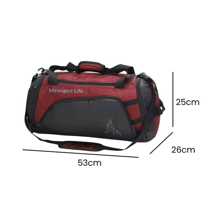Bolsa de Academia Grande com Compartimento de Sapatos Vermelha Urbanno, com a inscrição "Minimalist Life" e linhas indicando suas dimensões de 53cm de comprimento, 25cm de altura e 26cm de profundidade.