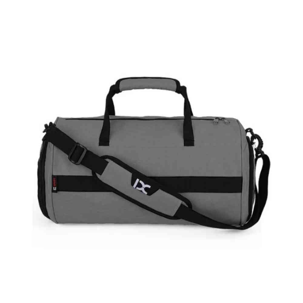 Bolsa de Academia IX Sport Plus grafite, vista lateral com alça de ombro destacada e bolso lateral, ideal para transporte e organização de equipamentos de campeões urbanno