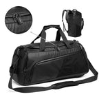 Bolsa de Academia Multifuncional Preta Urbanno, com foco no cadeado de segurança com combinação nos zíperes superiores e uma imagem menor mostrando a bolsa sendo usada como mochila, evidenciando a segurança e a versatilidade de uso.