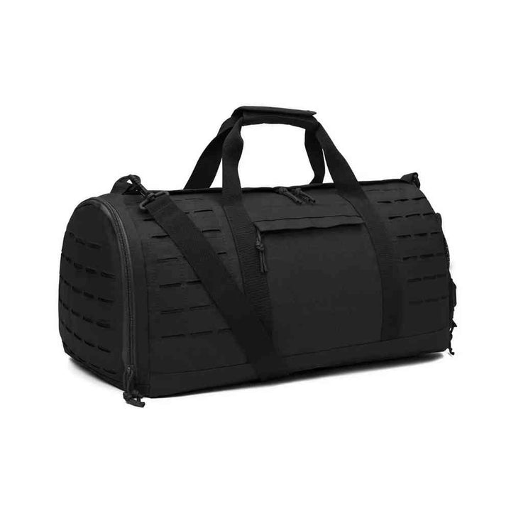 Bolsa de Academia Tática 40L Impermeável com Compartimento de Sapatos Preta Urbanno, vista frontal, com alças de mão e alça de ombro, e sistema de fitas para acessórios, ideal para treinos e atividades ao ar livre.