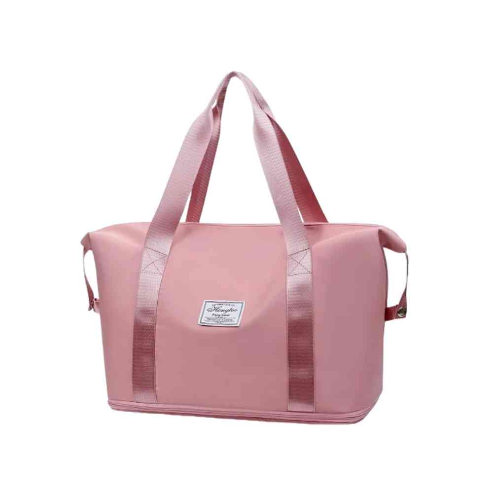 Bolsa de Academia e Viagem Feminina Leve Expansível Rosa Urbanno, vista frontal, com design espaçoso e etiqueta da marca na frente, ideal para praticidade no dia a dia e viagens.