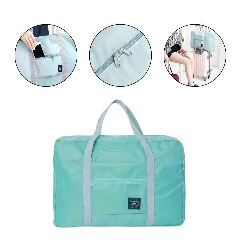 Bolsa de Academia e Viagens Dobrável Verde Água Urbanno, com três círculos detalhando: bolso externo com celular, puxadores de zíper e a bolsa acoplada a uma mala de viagem.