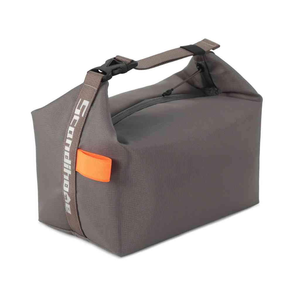 Bolsa Térmica Minimalista Urbanno cinza, vista lateral com alça dobrável e detalhe em laranja, ideal para o dia a dia