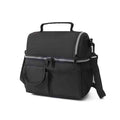 Bolsa Térmica Grande para Marmita com Duplo Compartimento 10L Urbanno preta, vista lateral mostrando a abertura diferenciada do compartimento superior e os bolsos laterais, ideal para praticidade no dia a dia urbanno
