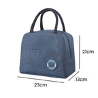 Bolsa Térmica para Marmitas e Dietas Urbanno azul, exibindo suas dimensões de 23x13x21cm para refeições diárias