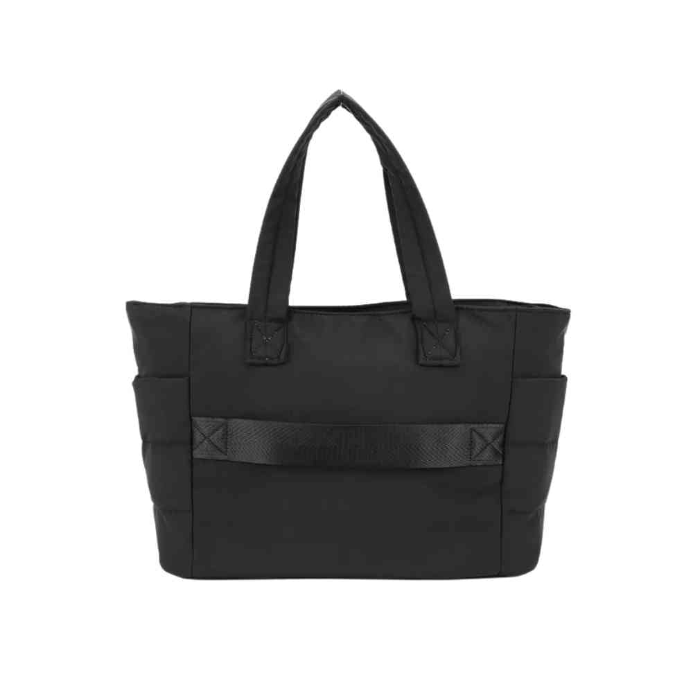 Bolsa Tote de Academia e Dia a Dia Feminina Acolchoada Urbanno preta, vista traseira, mostrando a alça para acoplamento em mala de viagem