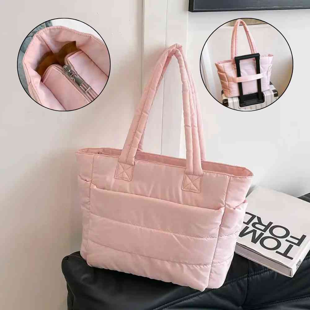 Bolsa Tote de Academia e Dia a Dia Feminina Acolchoada Urbanno rosa, com detalhes do compartimento interno com zíper e acoplamento para mala de viagem