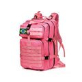 Mochila Feminina Exército Militar Tática 50L para Viagem e Expedição Rosa Urbanno, vista frontal, com patch da bandeira do Brasil e múltiplos compartimentos, ideal para mulheres aventureiras.