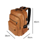 Mochila Notebook 15.6" em Couro PU Minimalista USB Marrom Caramelo Urbanno, com linhas indicando suas dimensões de 40cm de altura, 28cm de largura e 15cm de profundidade.
