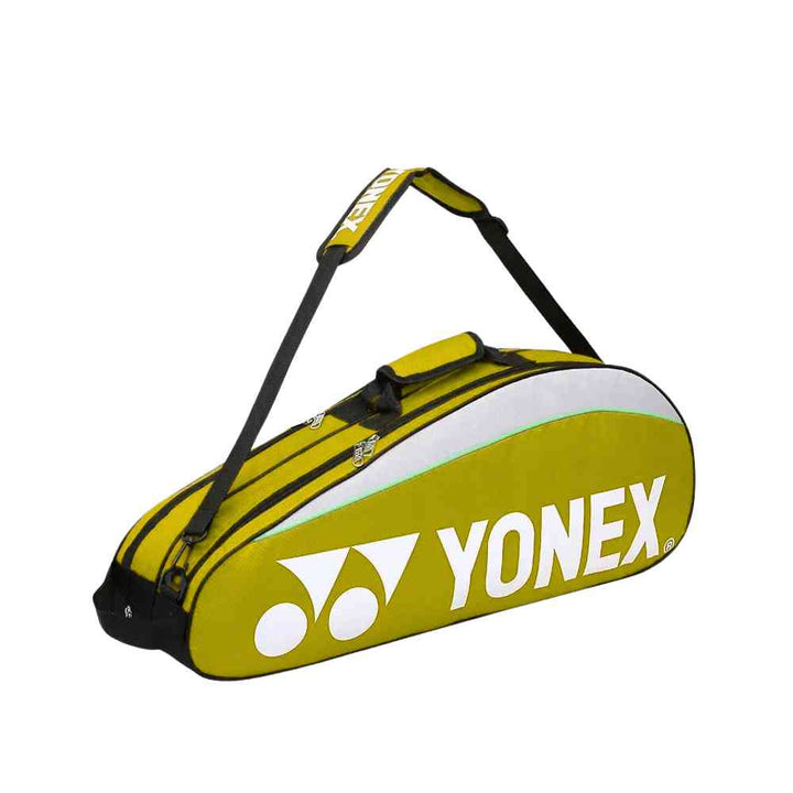 Raqueteira Yonex 3 Raquetes amarelo, mostrando detalhes da alça de ombro ajustável, engate resistente e alça de mão acolchoada, garantindo conforto no transporte urbanno