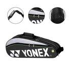 Raqueteira Yonex 3 Raquetes preta, mostrando detalhes do material, zíperes, costuras reforçadas e um sapato dentro do compartimento dedicado, destacando a organização e proteção urbanno