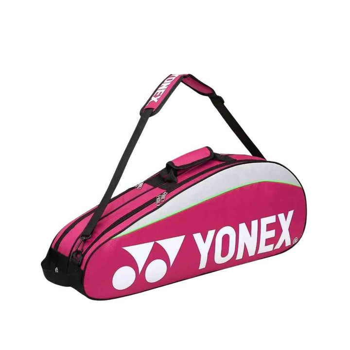 Raqueteira Yonex 3 Raquetes rosa, mostrando detalhes da alça de ombro ajustável, engate resistente e alça de mão acolchoada, garantindo conforto no transporte urbanno